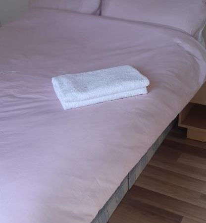 Our Guests Are Royal Lejlighed Wellingborough Eksteriør billede
